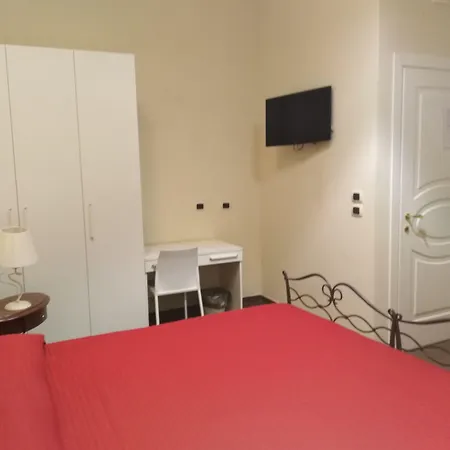 Domus Al Corso Con Servizio Гостевой дом