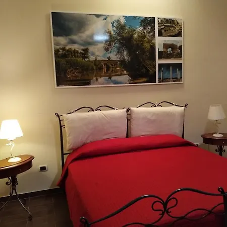 Domus Al Corso Con Servizio 4*