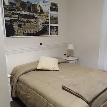 Domus Al Corso Con Servizio Гостевой дом