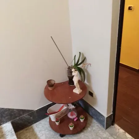 Domus Al Corso Con Servizio 4*