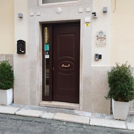 Domus Al Corso Con Servizio Гостевой дом