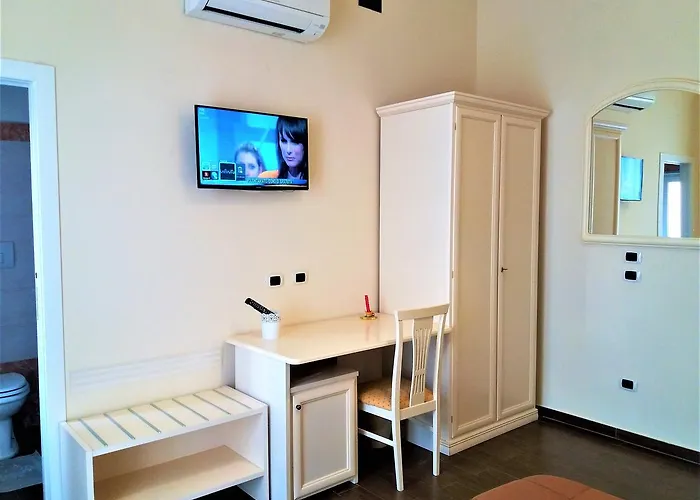 Vendégház Domus Al Corso Con Servizio 4*