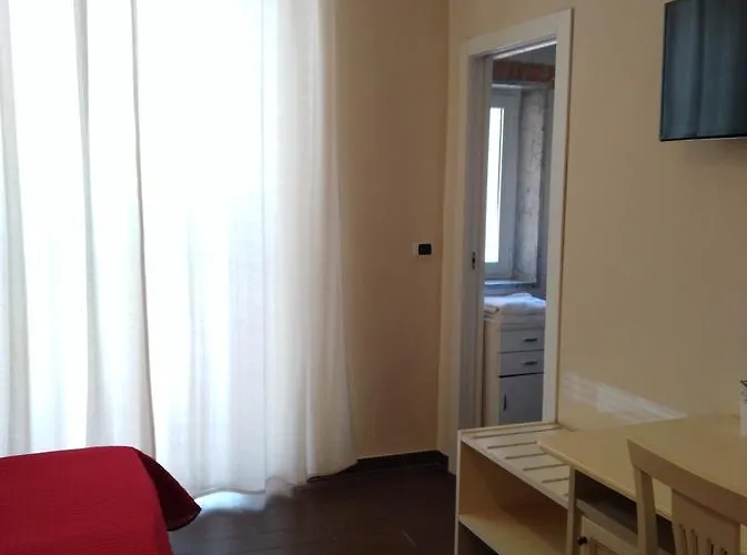 Vendégház Domus Al Corso Con Servizio