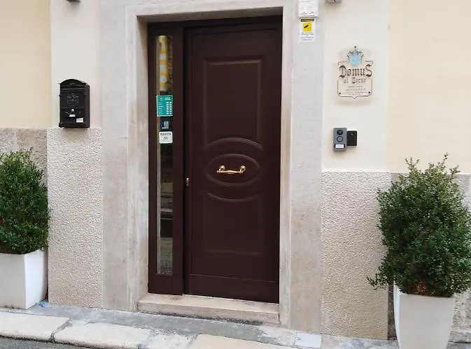 Domus Al Corso Con Servizio Vendégház