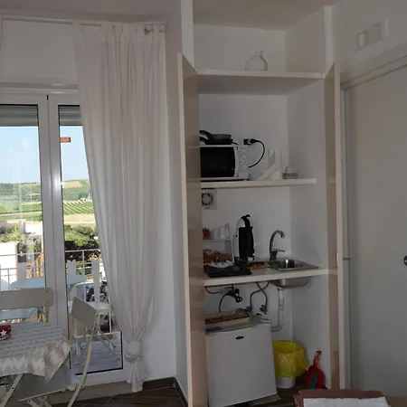 Guest house Domus Al Corso Con Servizio 3*