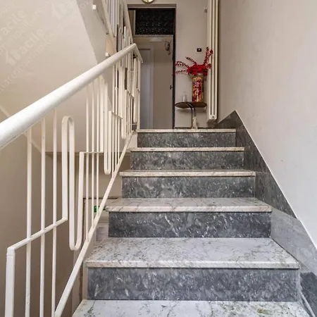 Guest house Domus Al Corso Con Servizio Canosa di Puglia