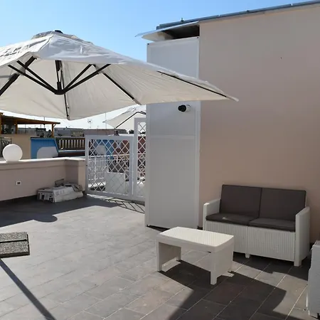 Guest house Domus Al Corso Con Servizio Canosa di Puglia