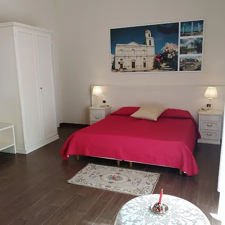 Domus Al Corso Con Servizio Canosa di Puglia