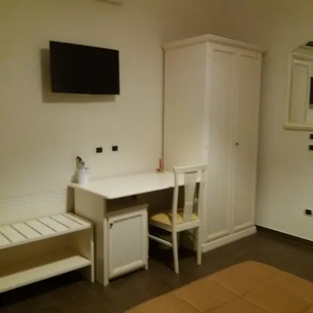Domus Al Corso Con Servizio Pensión Canosa di Puglia