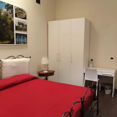 Domus Al Corso Con Servizio 3*