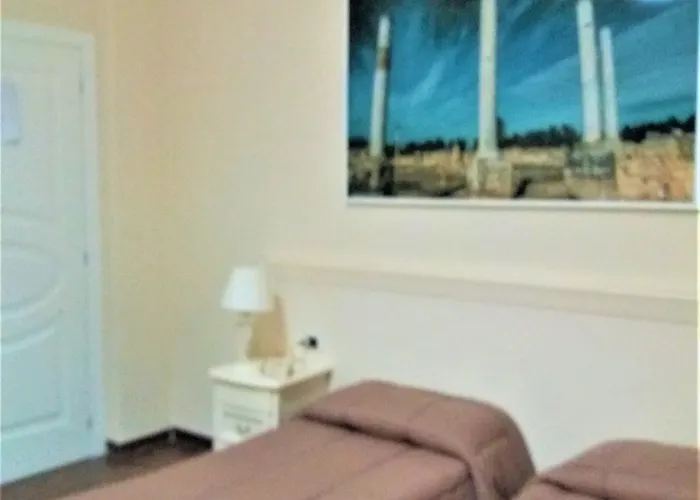 Domus Al Corso Con Servizio Guest house 4*