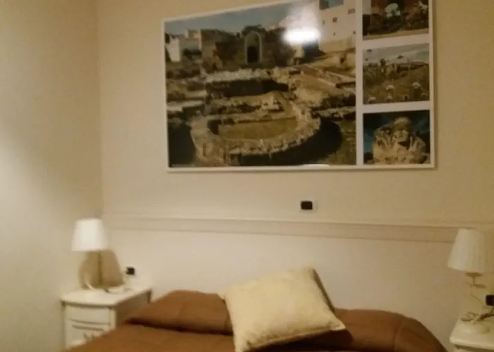 Domus Al Corso Con Servizio Maison d'hôtes 4*