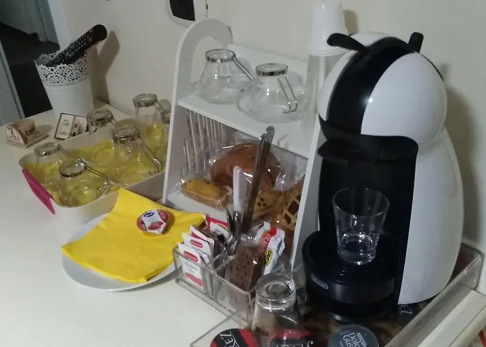 Domus Al Corso Con Servizio Maison d'hôtes