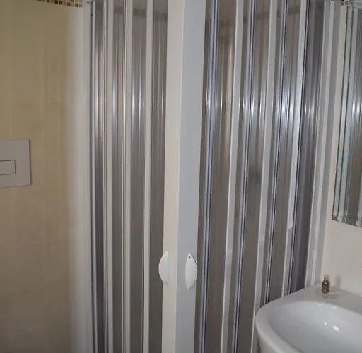 Guest house Domus Al Corso Con Servizio Canosa di Puglia