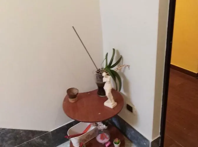 Domus Al Corso Con Servizio 4*